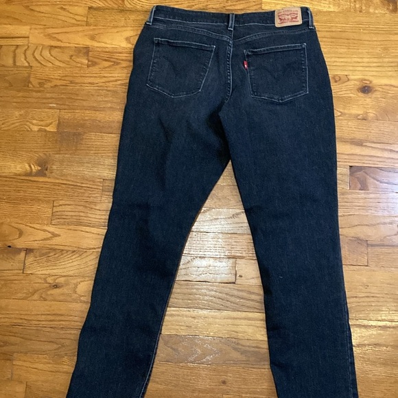 Levi’s Women Classic Mid Rise Skinny size 14 Jean - Picture 3 of 4